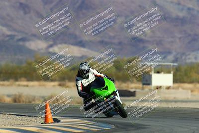 media/Jan-09-2022-SoCal Trackdays (Sun) [[2b1fec8404]]/Turn 14 (10am)/